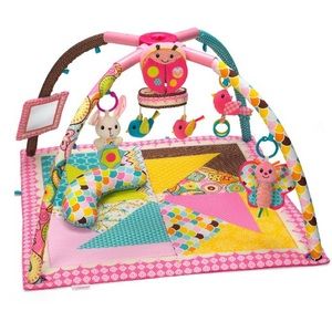 Baby play gym / mat